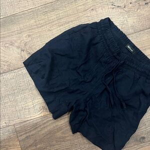 Reitmans Black Women's LINEN Shorts